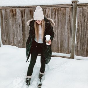 Meet your Posher, Kiana